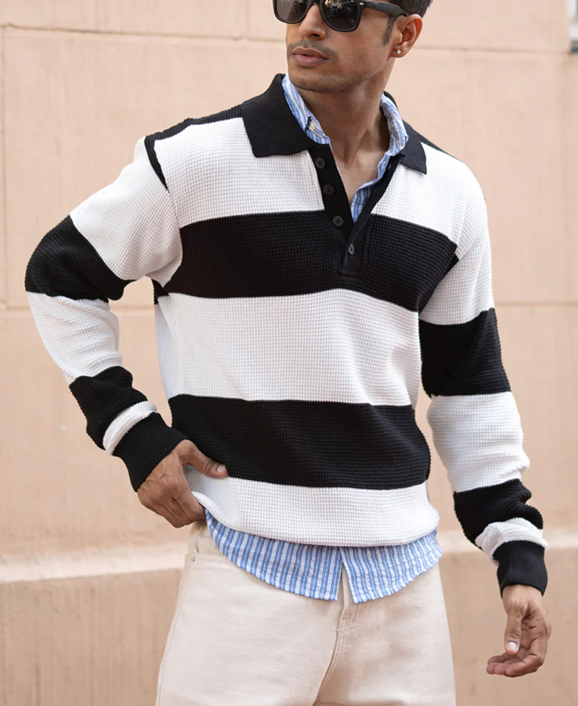 Black And White Knit Sweatshirt - Image 2