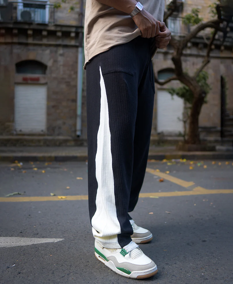Black Casual Baggy Fit Track Pant - Image 3