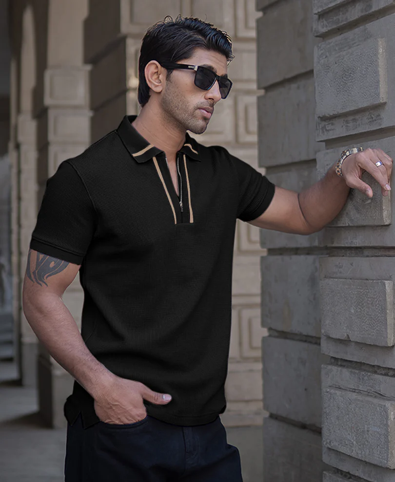 Black Chunky Half Sleeves Regular Fit T-Shirt - Image 2