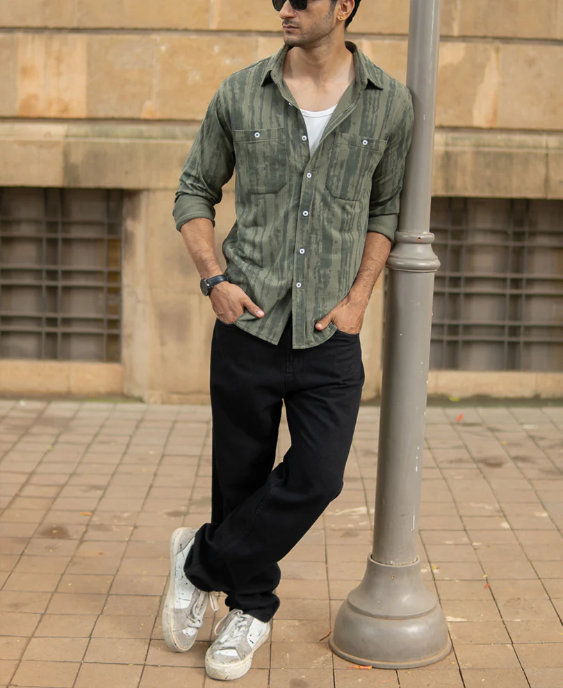 Green Printed Shirt With Pockets - Image 6
