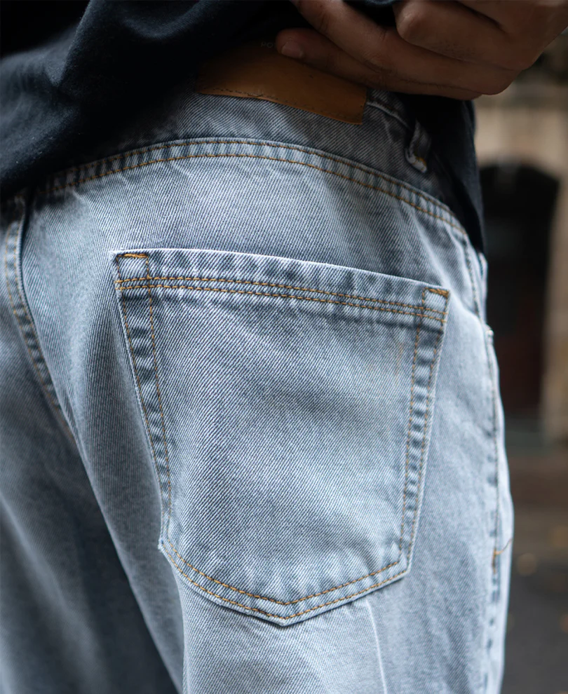 Light Grey Baggy Fit Jeans - Image 4