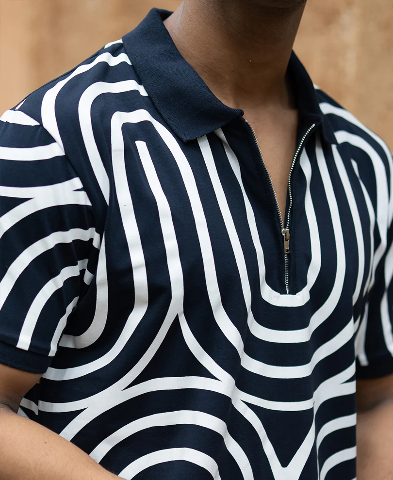 Navy Lightweight Printed T-Shirt - Image 3