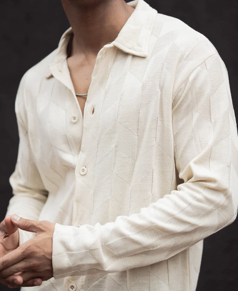 Off White Regular Fit Full Sleeves Shirt - Image 4