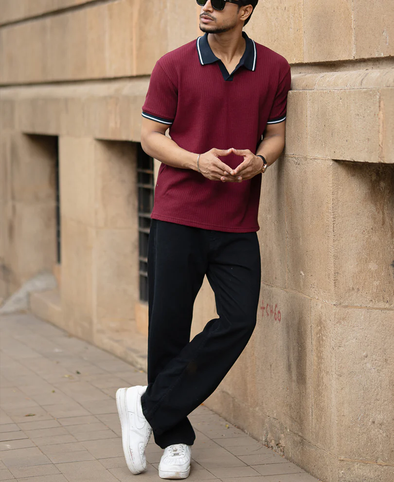 Wine Contrast Collar T-Shirt - Image 6